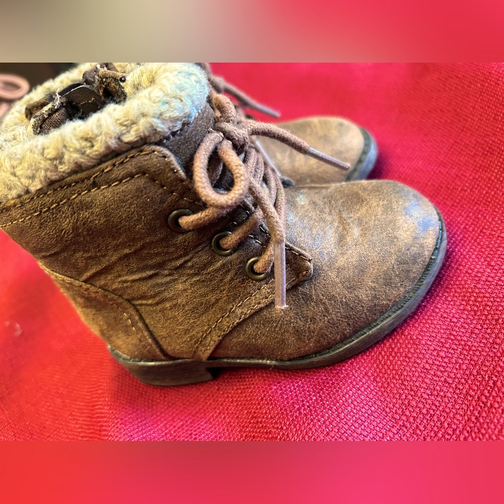 Girls dress boots